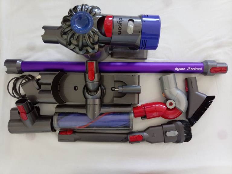 Dyson v7 animal vacuum cleaner and accessories