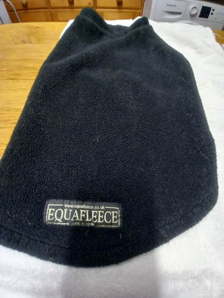 Equafleece original.dog coat shower proof.