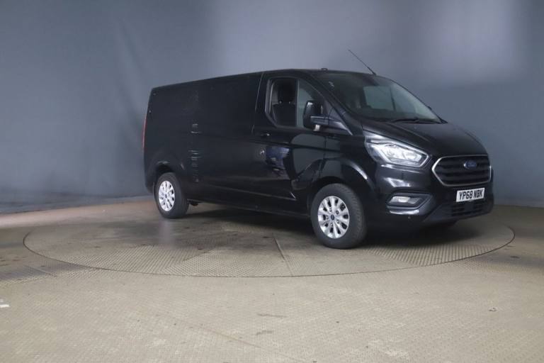 2018 Ford Transit Custom 2.0 EcoBlue 130ps Low Roof Limited Van PANEL VAN DIESEL Manual