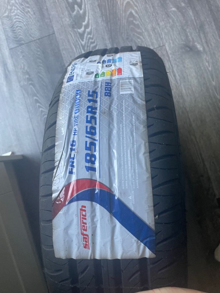 185/65R15 Saferich 88H wheel