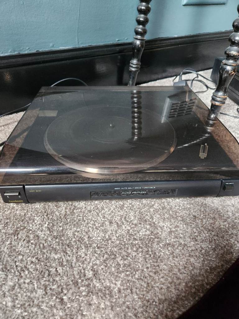 Goodmans Record Player (repair)