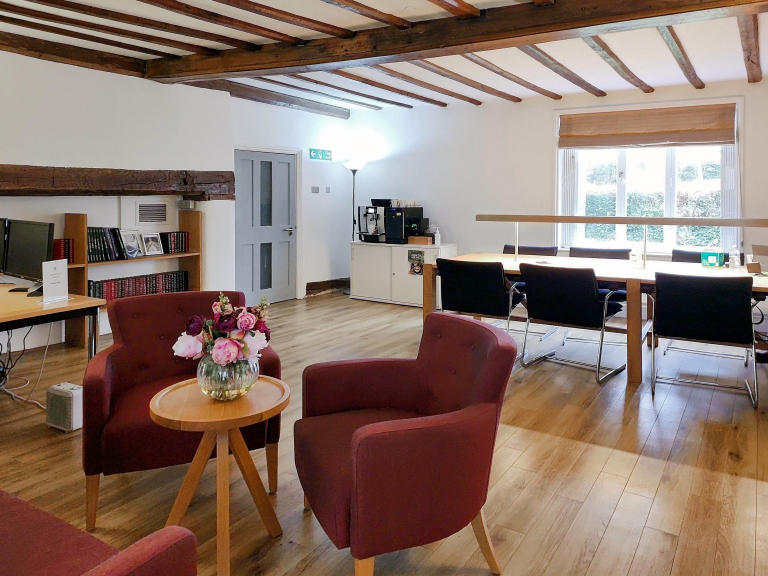 Coworking Membership in NORTHFLEET DA118HN - Flexible Desk Access
