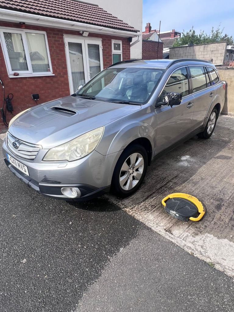 Subaru, OUTBACK, Estate, 2011, Manual, 1998 (cc), 5 doors