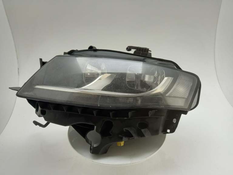 Audi A4 Headlamp Headlight N/S 2008-2012 5 Door Estate Lh