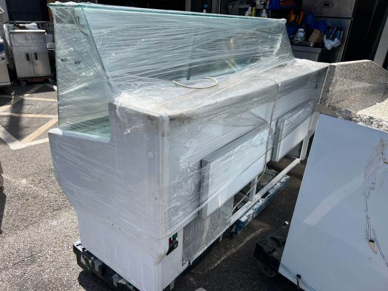 2 M LONG Commercial Display Fridge/Chiller CATERING COMMERCIAL KITCHEN  CAFE KEBAB CHICKEN FAST FOOD