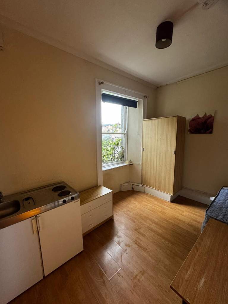Studio Room - Dunfermline ALL BILLS INCLUDED