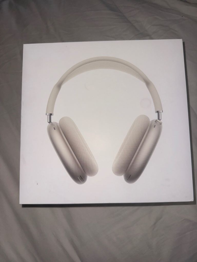 Apple AirPods Max Headphones - Starlight