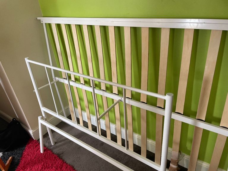 White Metal Bed Frame with Slats – Good Condition