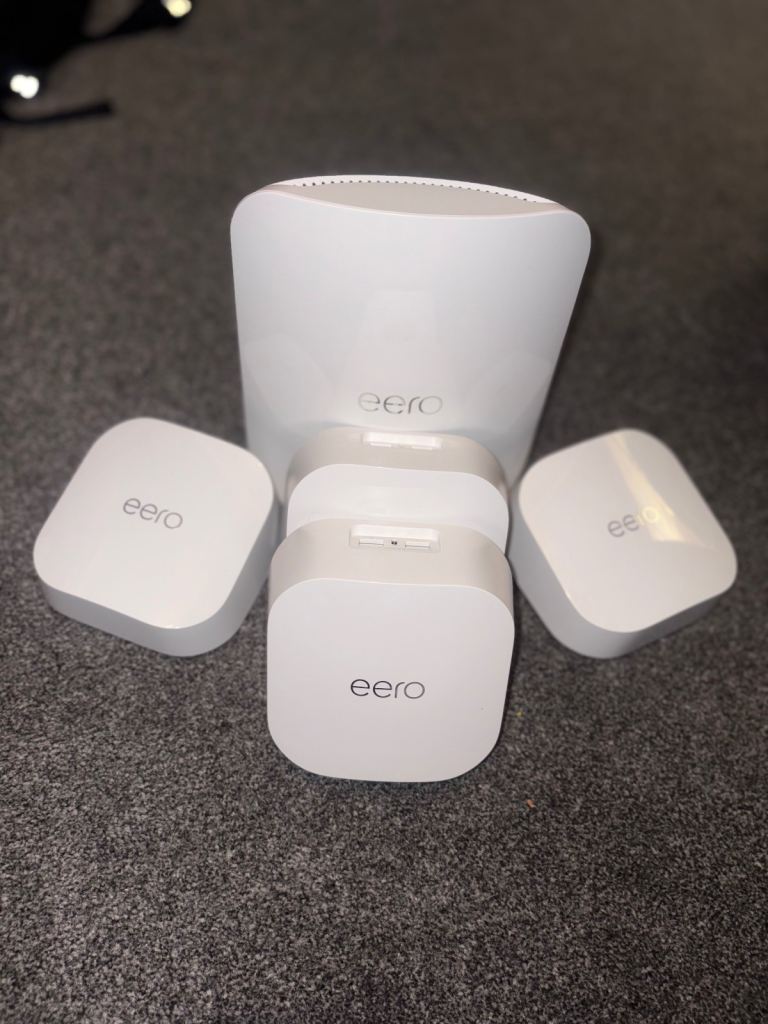 eero WiFi Mesh System & 3 Beacons – Good Condition