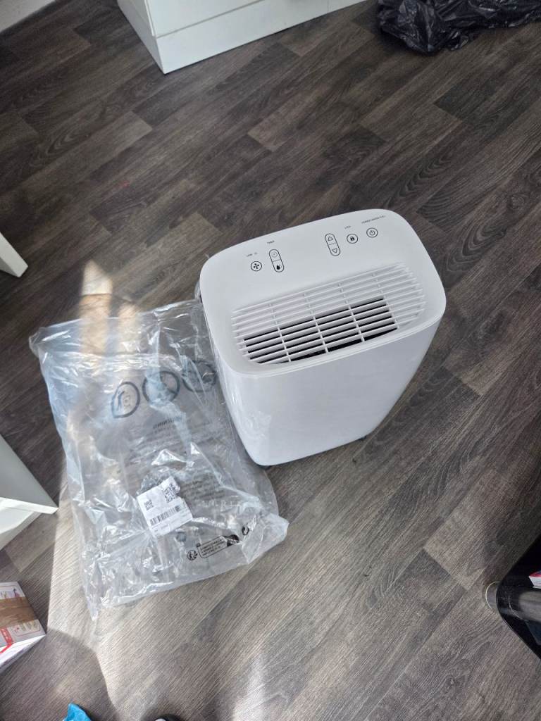 Dehumidifier daewoo 12L .New!