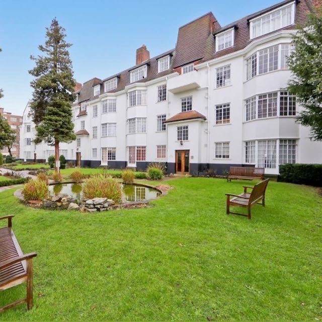 2 Bedroom Flat Short Let – SW2 4TW – £2,800 pcm – Lovely Garden & Parking