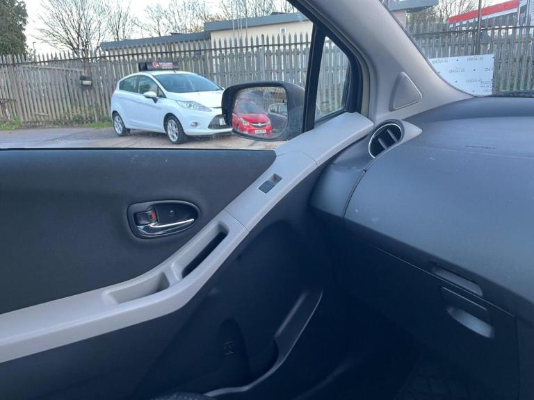 TOYOTA YARIS 1.33 Dual VVT-i TR Euro 4 (s/s) 5dr 2010