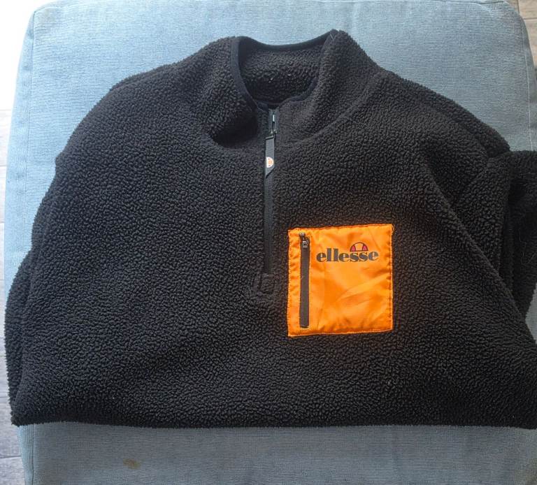 Offers accepted: Ellesse Black Fleece Jumper – UK XXL, Good Condition