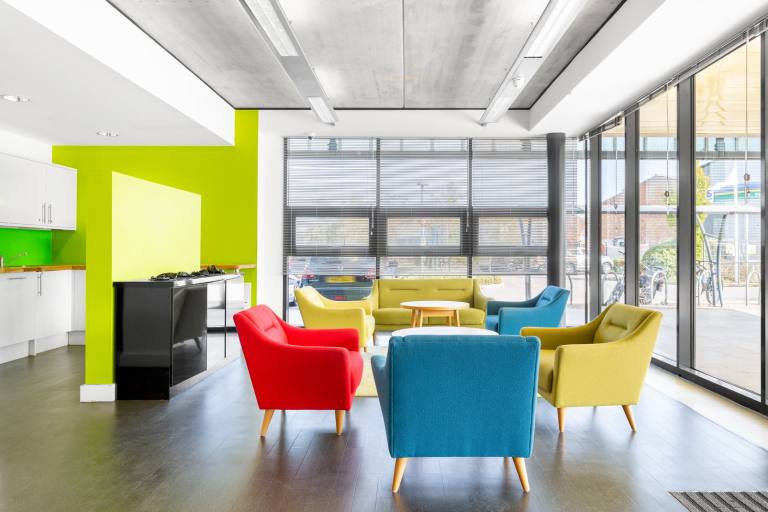 Dartford - DA1 5FS \ Coworking Access - Work When You Need