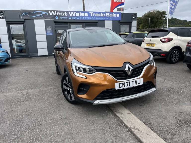 2021 Renault Captur SE LIMITED TCE Hatchback Petrol Manual