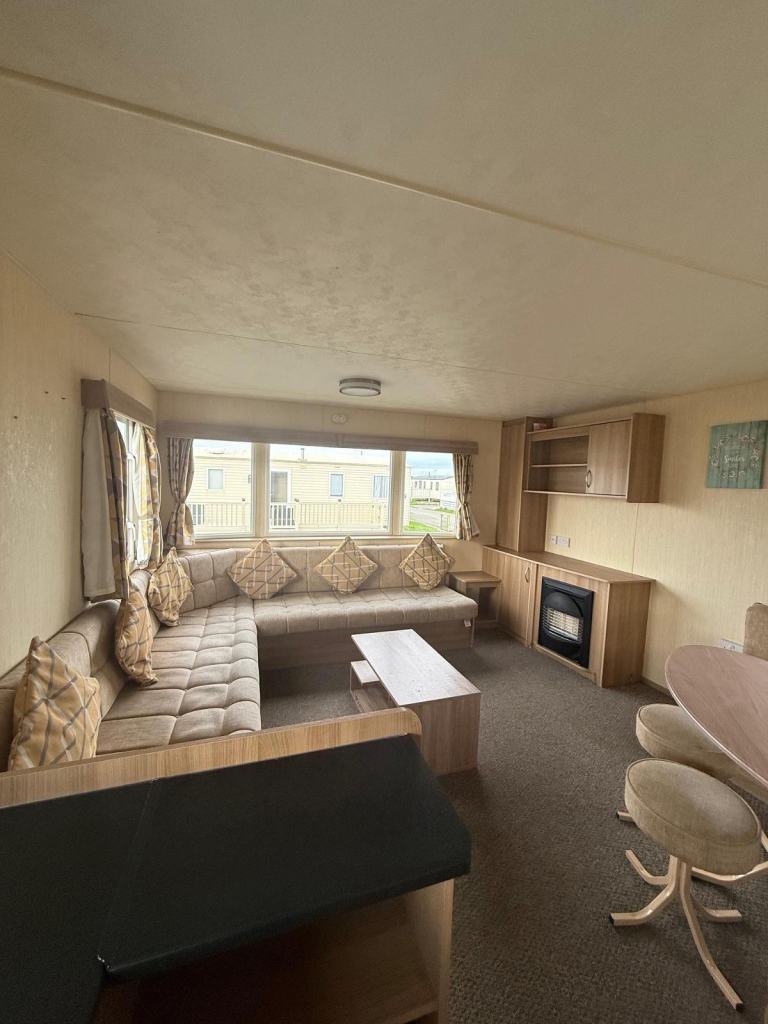 Reduced price static caravan for sale - Lyons Robin Hood family run park