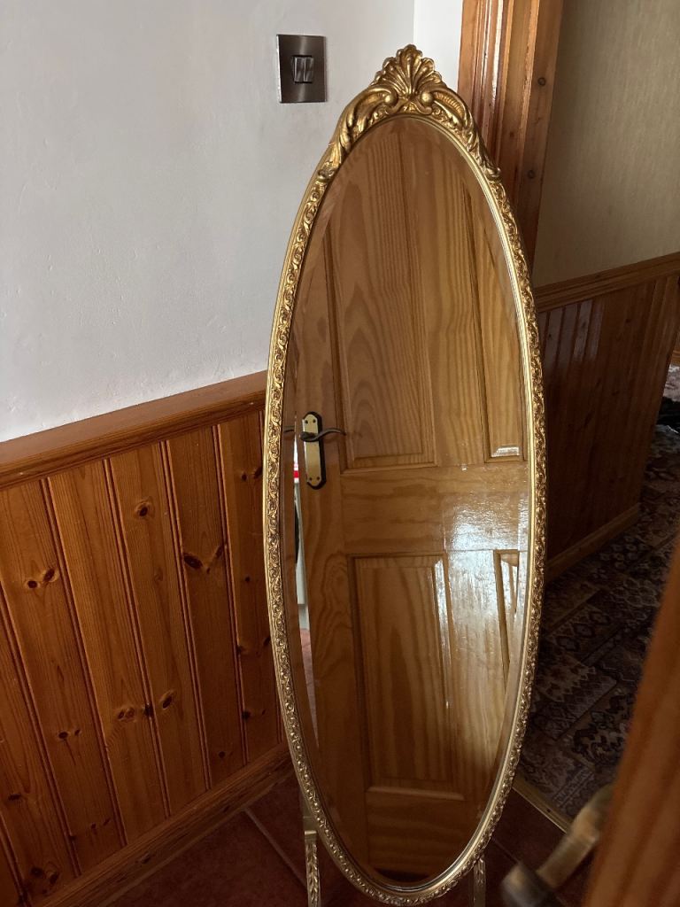 Mirror With Stand