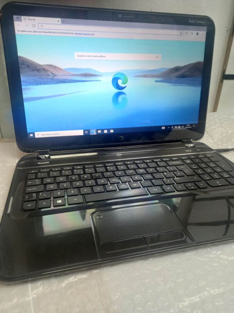 HP Pavilion TS Sleekbook 15 Laptop – Windows 10 Pro, 8GB RAM