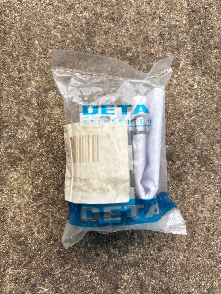 DETA fridge 20A switch  - New in Pack