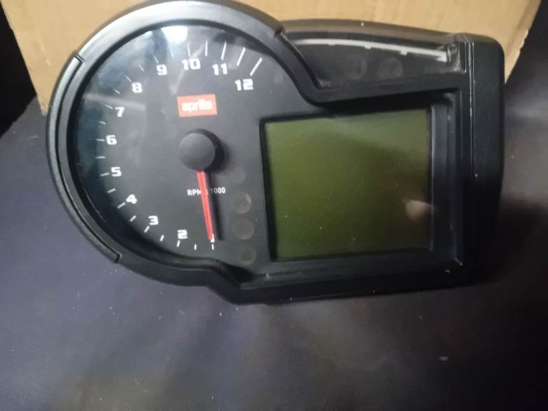 Aprilia tuono dashboard 