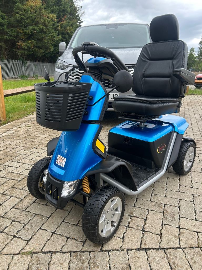 12mph mobility scooter (all terrain) road legal 