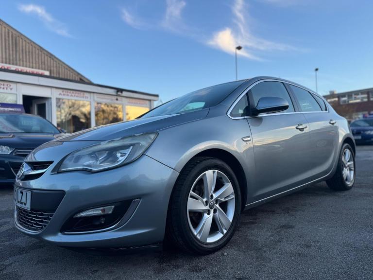 2013 Vauxhall Astra 1.6 16v SRi Euro 5 5dr HATCHBACK Petrol Manual