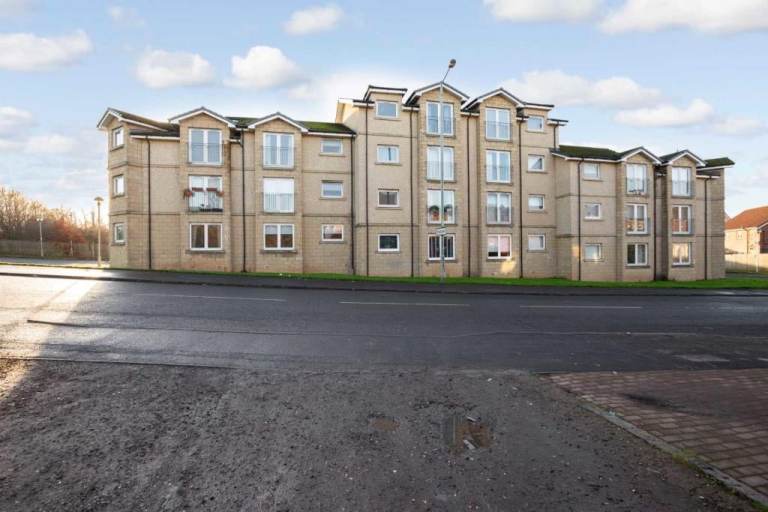 2 bedroom flat to let rent