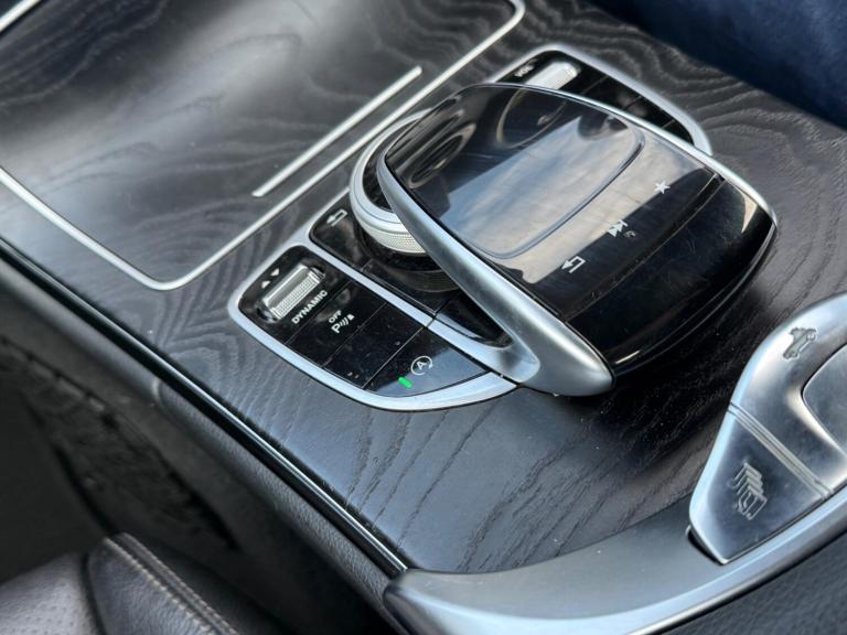  Mercedes-Benz C Class 2.1 C220d AMG Line (Premium Plus) Cabriolet G-Tronic+ Euro 6 (s/s) 2dr Die...