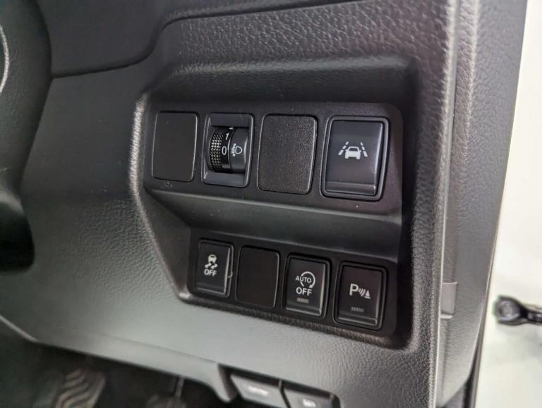 2015 Nissan Qashqai 1.5 Qashqai N-Tec+ dCi 5dr SUV Diesel Manual