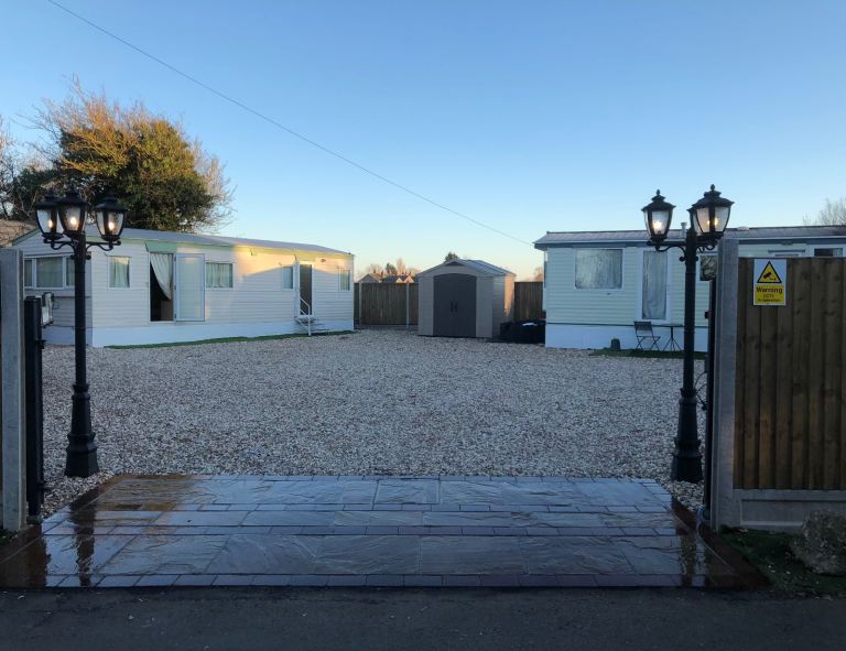 Two bedroom close to town centre