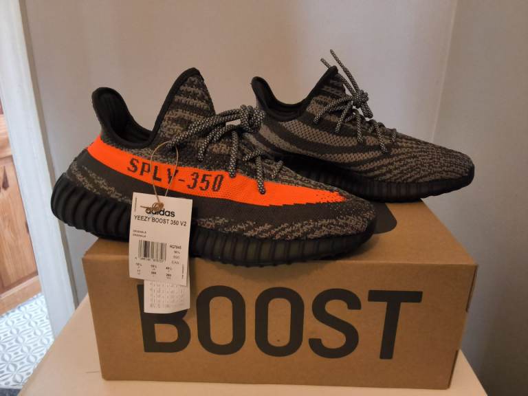 Adidas Yeezy Boost 350 V2 -Carbel/Stegry/Solred-HQ7045 Men's Trainers. 