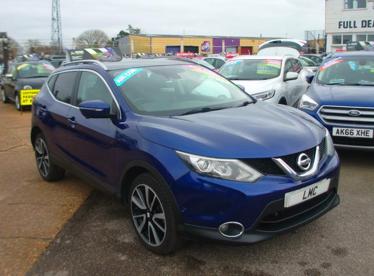 2014 Nissan Qashqai 1.5 dCi Tekna SUV 5dr Diesel Manual (s/s) Diesel