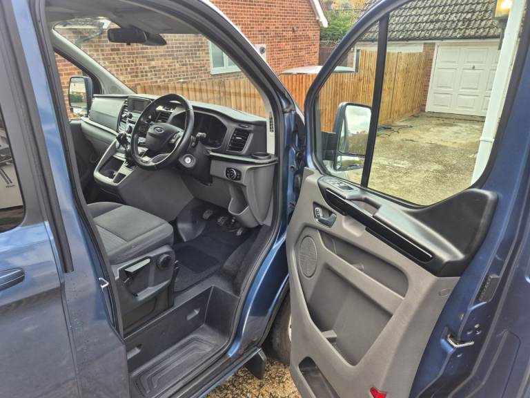 Ford, TOURNEO CUSTOM, MPV, 2018, Manual, 1996 (cc), 4 doors