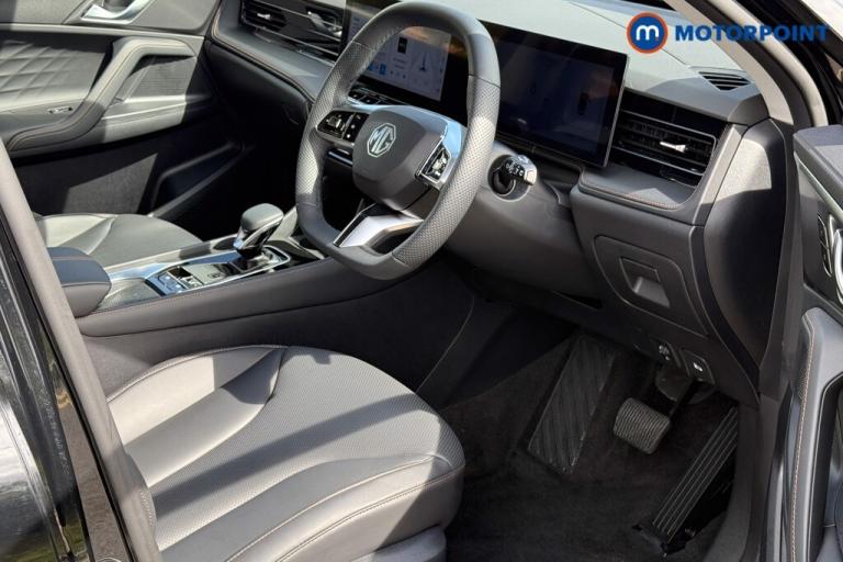 2025 MG MG HS 1.5 T-GDI Trophy 5dr DCT SUV Petrol Automatic