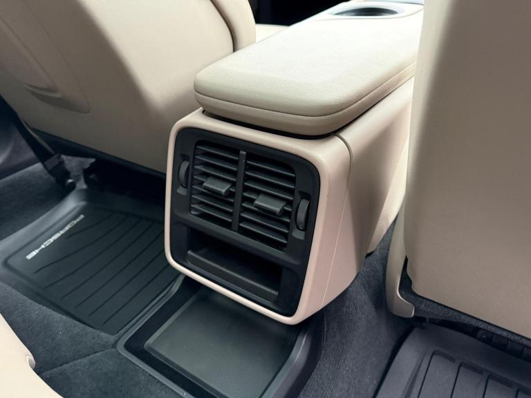 2022 Porsche Taycan Performance Plus 93.4kWh 4S Saloon 4dr Electric Auto 4WD (11kW Charger) (57 S...