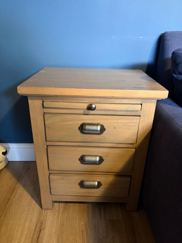 image for Willis & Gambier West Coast Bedside Tables