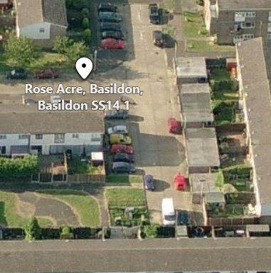 Reduced! SS14 ~ Lock up Garage ~ Rose Acre ~ Basildon ~ SS14 ~ Easy access ~ Newish roof & door ! 