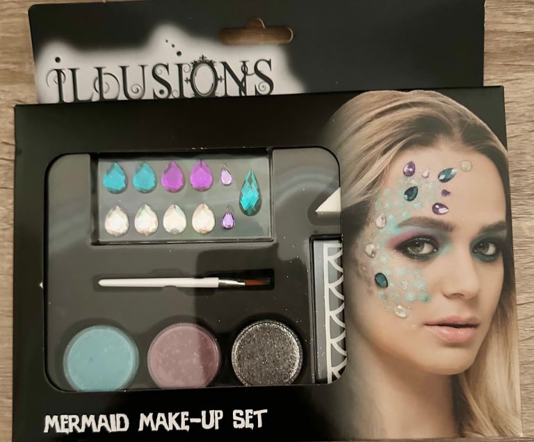 Mermaid make up set x 2