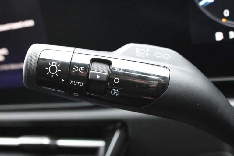 2025 Kia Niro 1.6h Gdi 4 Suv 5dr Petrol Hybrid Dct Euro 6 (s/s) (127 Bhp) ESTATE Petrol/Electric ...