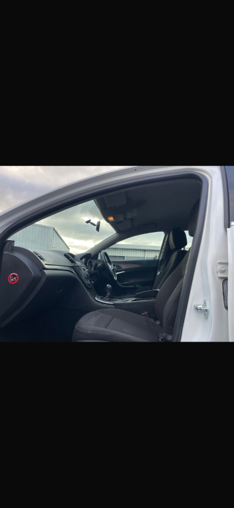 Vauxhall Insignia 1.8 VVT Petrol Exclusive - Very Low Miles 56K