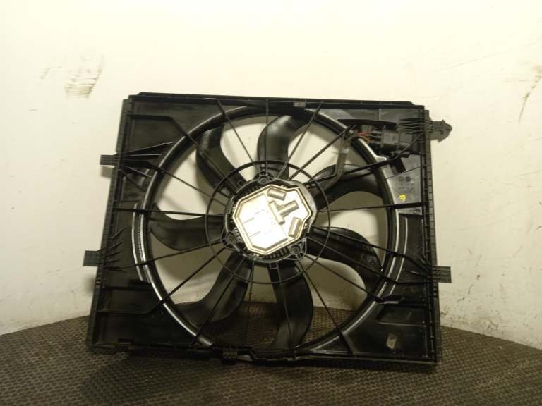 Mercedes Vito Radiator Cooling Fan 2014-2026 2.0l Om654.920 A0999063902