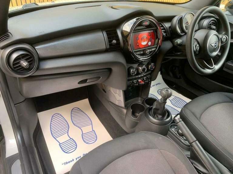 2018 MINI Hatch 1.5 Cooper Euro 6 (s/s) 3dr HATCHBACK Petrol Manual