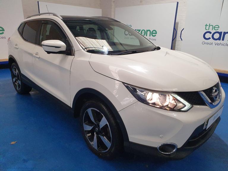 2017 Nissan Qashqai 1.6 dCi N-Connecta Euro 6 (s/s) 5dr HATCHBACK Diesel Manual