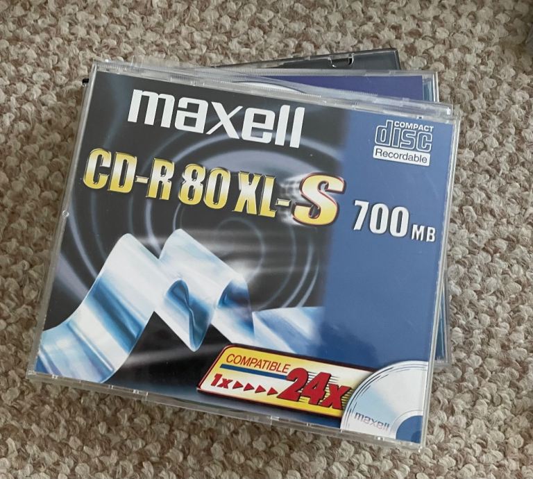 Cdr.  CDrw. DVDrw. Cases