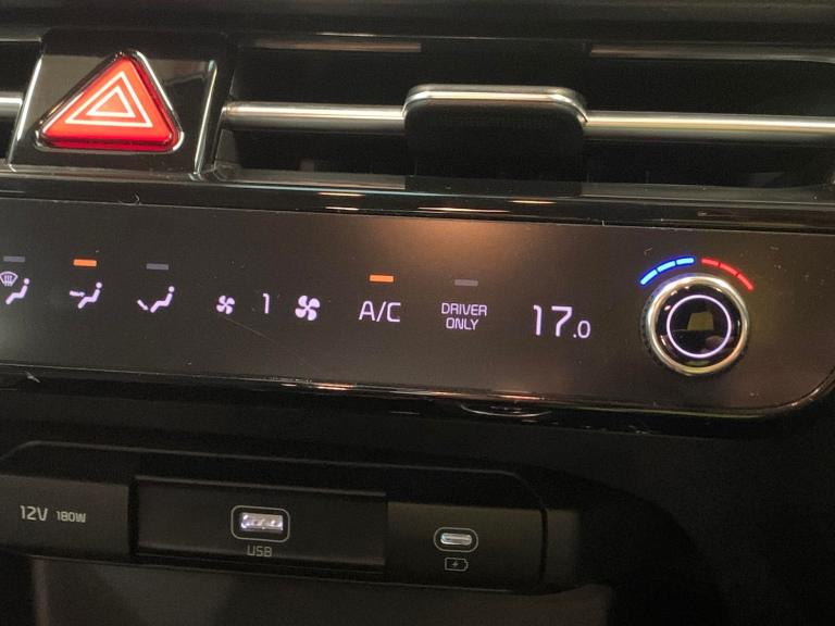 2022 Kia Niro 64.8kWh 2 SUV 5dr Electric Auto (201 bhp) - WIFI - BLUETOOTH - PADDLE SHIFT Suv Ele...