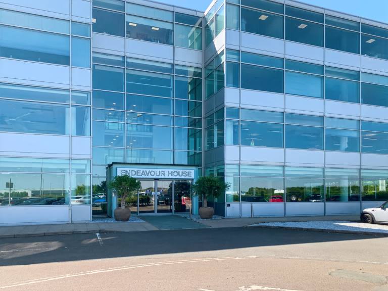 Stansted - CM24 1SJ \ Coworking Membership with Access to Any Available Desk