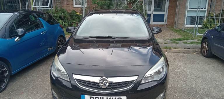 Vauxhall, ASTRA, Hatchback, 2011, Manual, 1598 (cc), 5 doors