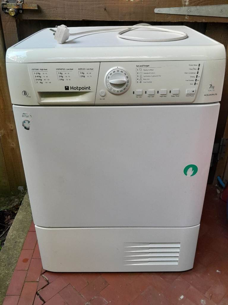 Hotpoint Aquarius TCHL 73 Condenser Tumble Dryer 7kg.