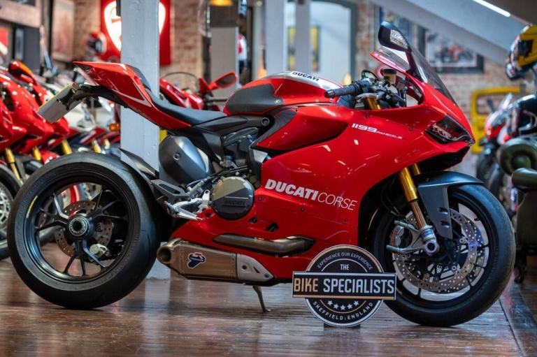 DUCATI 1199 Panigale 1199 R