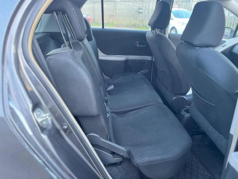 TOYOTA YARIS 1.33 Dual VVT-i TR Euro 4 (s/s) 5dr 2010